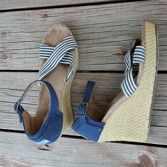 Toms Women University Wedge Open Toe Sandals Ankle Strap shoes sz 8.5 - Picture 4 of 9